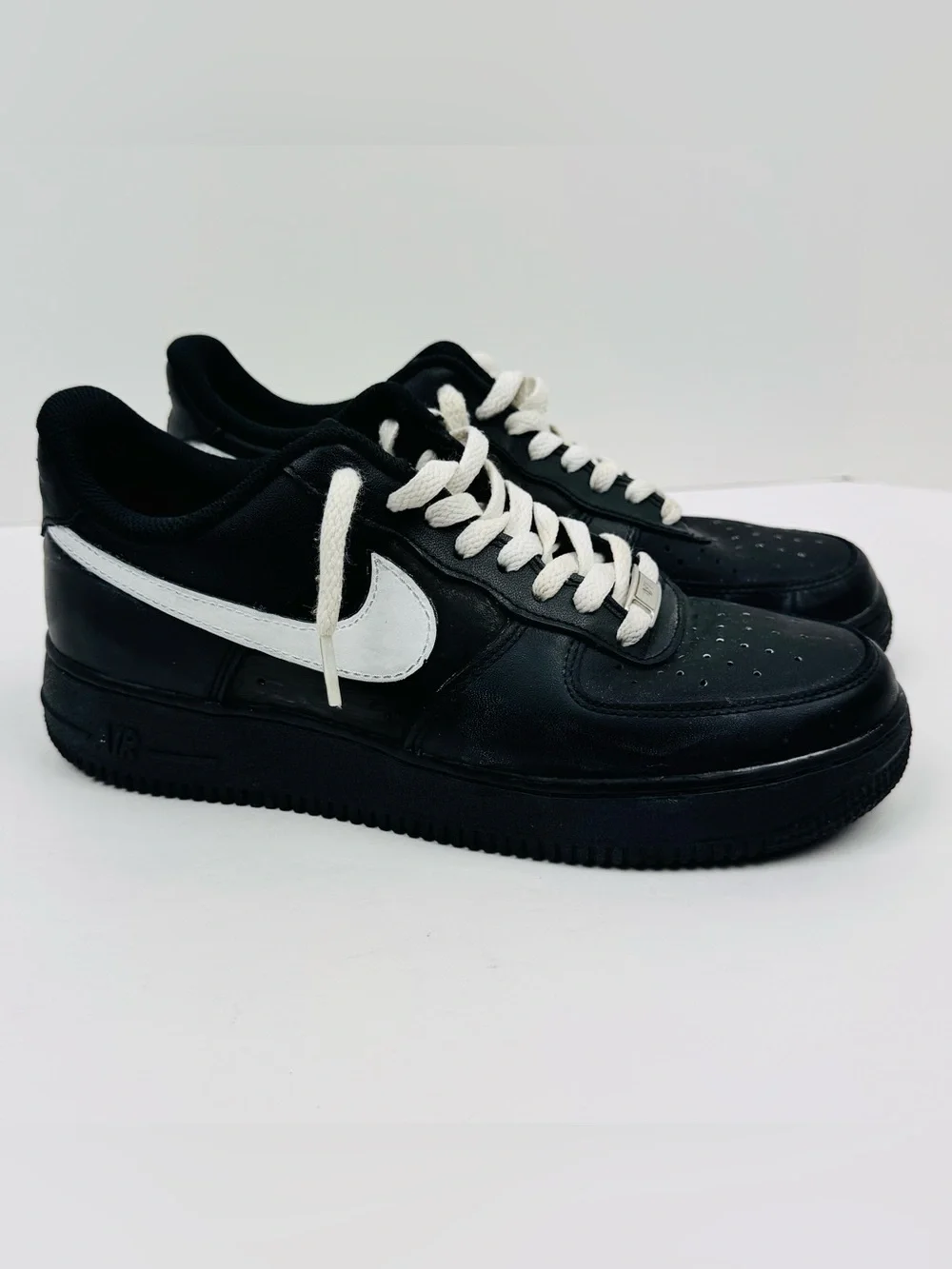 Nike Air Force 1 low top. Men’s size 7.5.